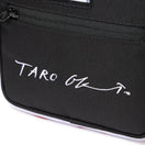 スクエア ショルダーポーチ 1.5L TARO OKAMOTO 岡本太郎 | NEW ERA ニューエラ公式オンラインストア