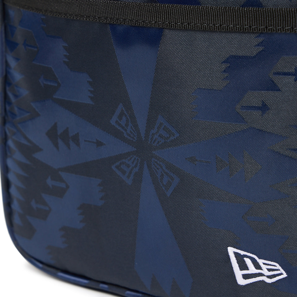 スクエア ショルダーポーチ 1.5L Pendleton ペンドルトン ネイビー | NEW ERA ニューエラ公式オンラインストア