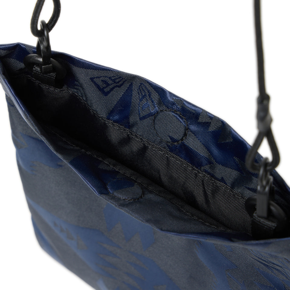 フラット ネックポーチ 0.6L Pendleton ペンドルトン ネイビー | NEW ERA ニューエラ公式オンラインストア