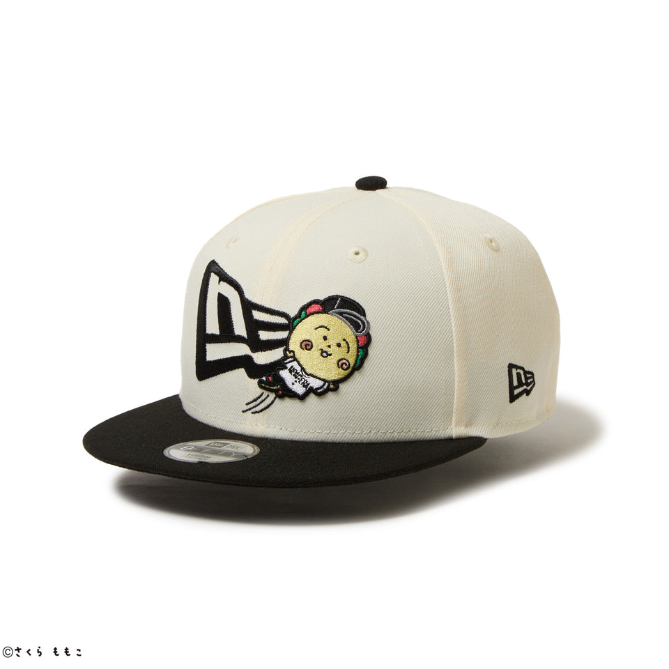 キッズ | Youth 9FIFTY コジコジ COJI-COJI フラッグロゴ クロームホワイト ブラックバイザー | NEW ERA ニューエラ公式オンラインストア