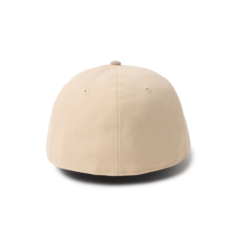 59FIFTY Mocha Mousse クラシックロゴ オーツミルク/アッシュブラウン | NEW ERA ニューエラ公式オンラインストア