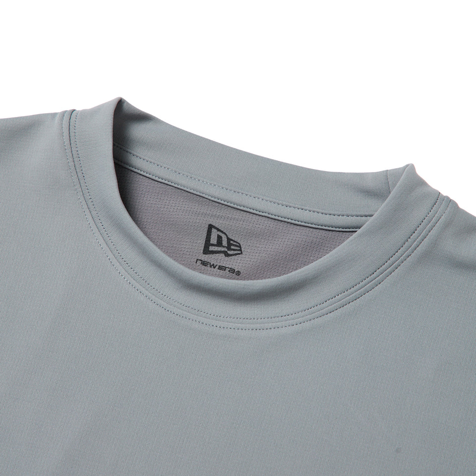 長袖 パフォーマンス Tシャツ VERTICAL LOGO グレー｜パフォーマンスアパレル | NEW ERA ニューエラ公式オンラインストア