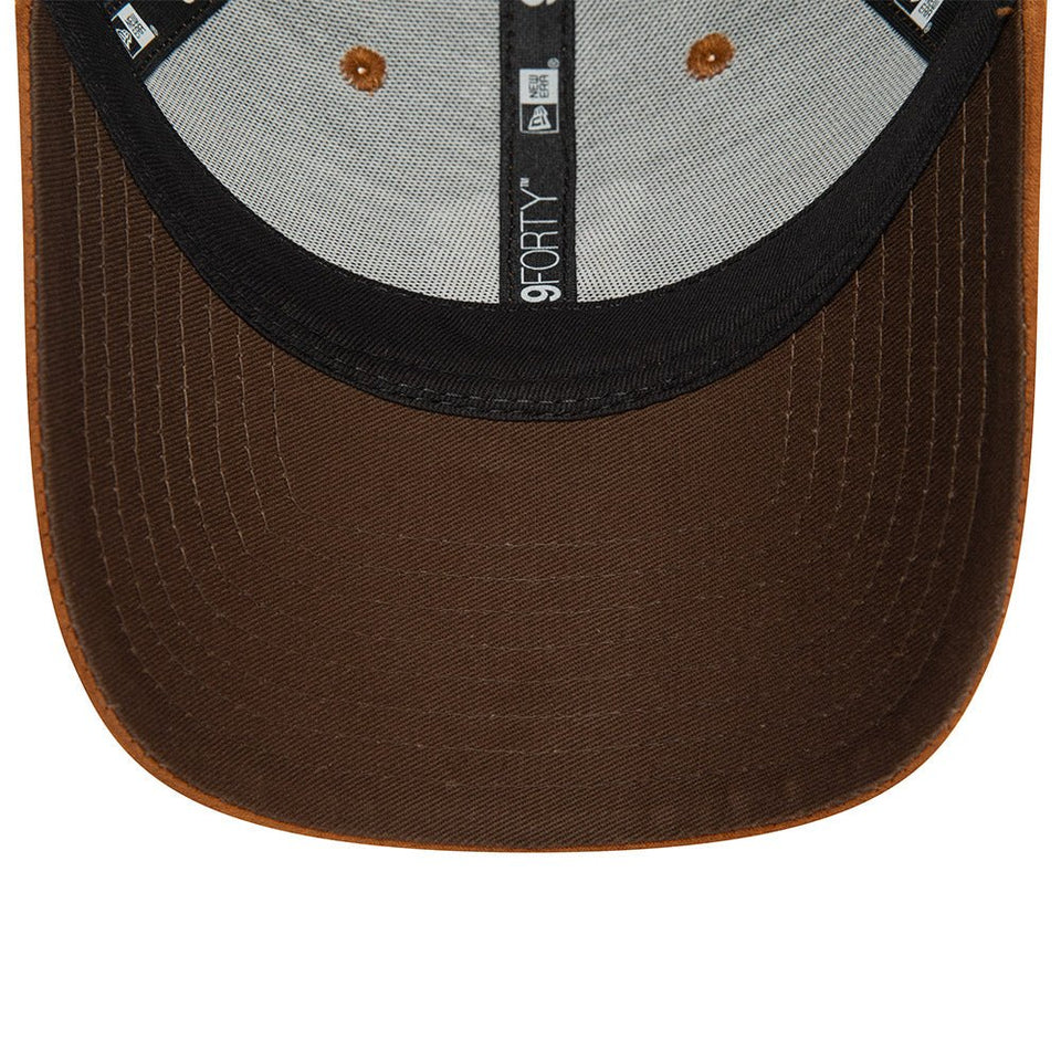 9FORTY Europa Football Team チェルシー シンセティックスウェード FC ブラウン - 14489750 - OSFM | NEW ERA ニューエラ公式オンラインストア