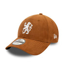 9FORTY Europa Football Team チェルシー シンセティックスウェード FC ブラウン - 14489750 - OSFM | NEW ERA ニューエラ公式オンラインストア