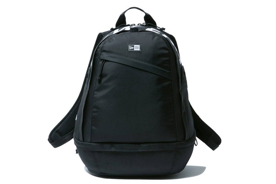 スポーツパック 31L プリントロゴ ブラック × ホワイト