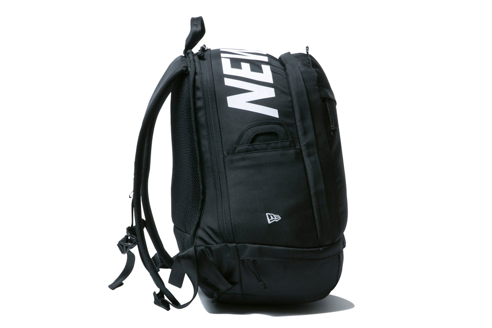 スポーツパック 31L プリントロゴ ブラック × ホワイト