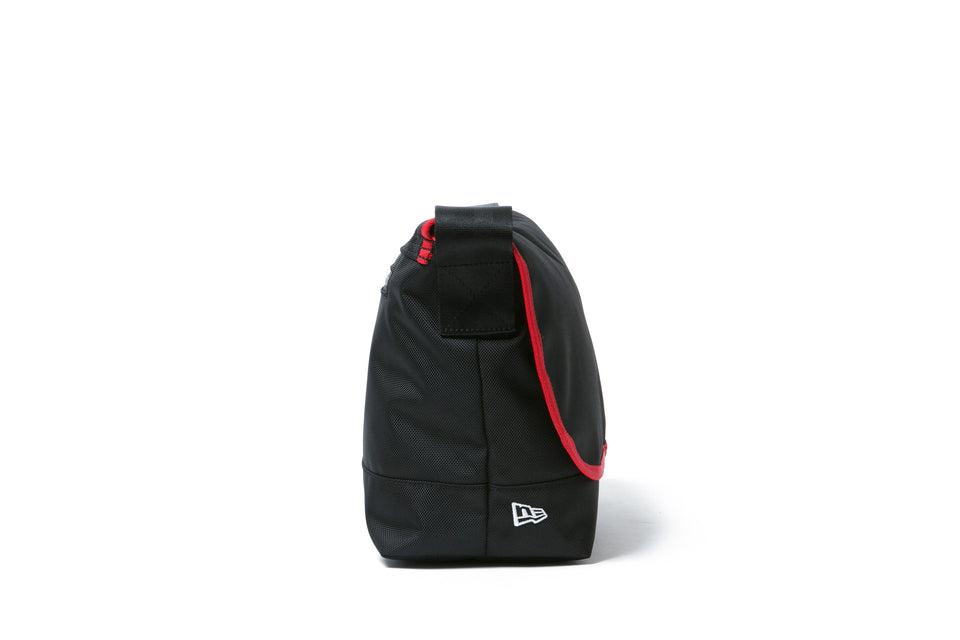 ショルダーバッグ 9L ブラック レッド