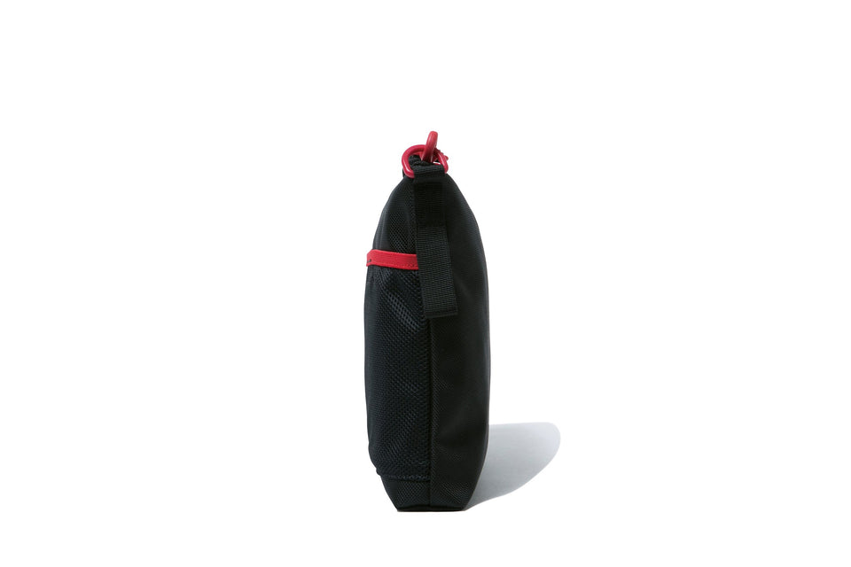 サコッシュ 2.5L ブラック レッド