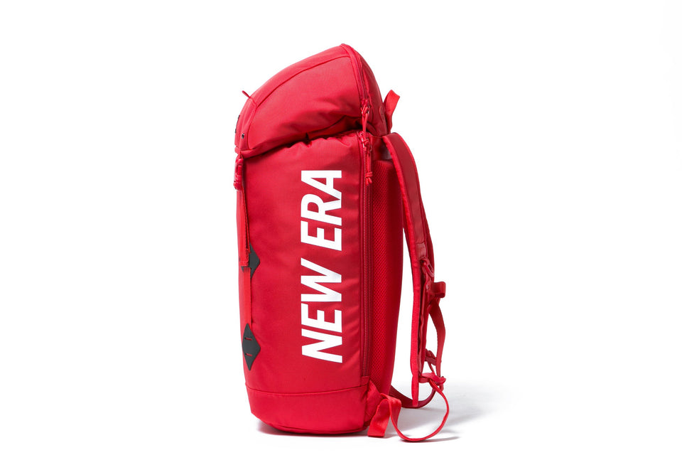 ラックサック 28L プリントロゴ レッド × ホワイト