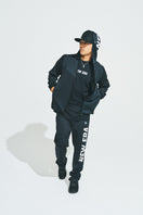 ウォームアップジャケット フードロゴ ブラック × ホワイト 【 Performance Apparel 】