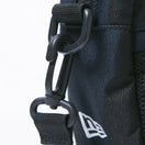 ショルダーポーチ ラージ 2L プリントロゴ タイガーストライプカモネイビー/ブラック × ホワイト