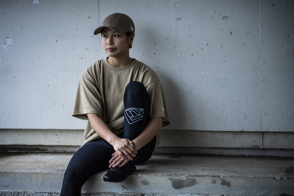 タイツ ニューエラ ワードマーク & リア フラッグ【NEW ERA WORKOUT】