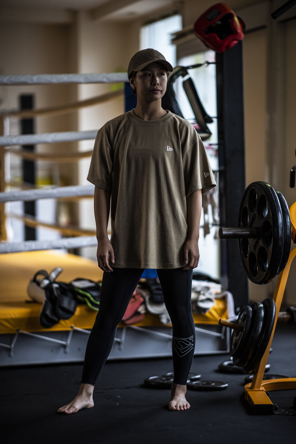 タイツ ニューエラ アウトライン フラッグ & リア ニューエラ ワードマーク【NEW ERA WORKOUT】