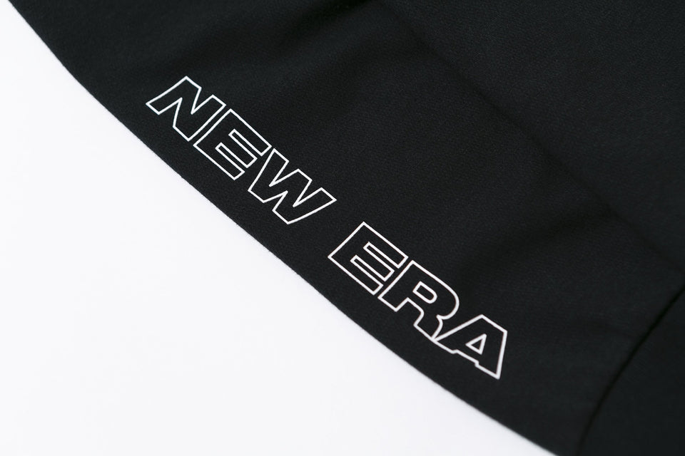 長袖 パフォーマンス Tシャツ アウトラインフラッグ & ワードマークスリーブ ブラック 【NEW ERA WORKOUT】