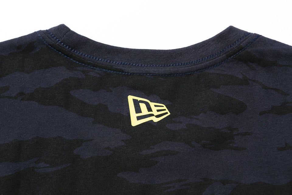 パフォーマンス Tシャツ スクエアニューエラ ロゴ タイガーストライプカモネイビー 【NEW ERA BASKETBALL】