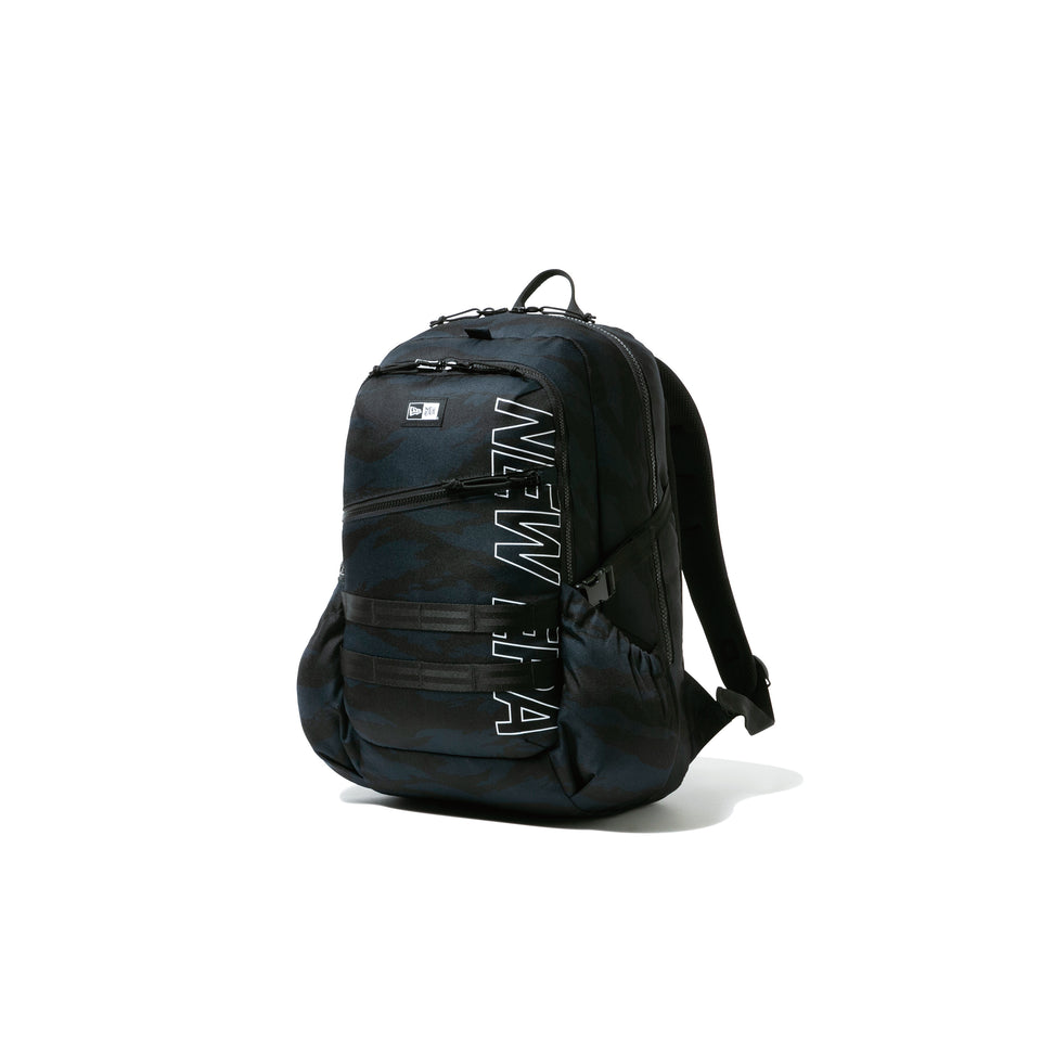 アーバンパック 33L プリントロゴ　タイガーストライプカモネイビー / ブラック