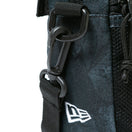 ショルダーポーチ 1.7L ナイトツリーカモ / ブラック