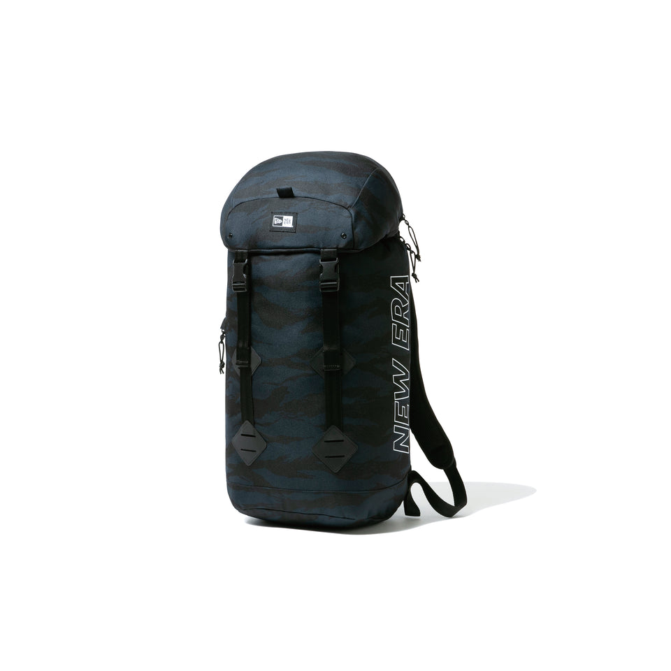 ラックサック 35L プリントロゴ タイガーストライプカモネイビー / ブラック