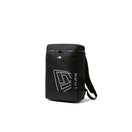 ボックスパック ミディアム 25L プリントロゴ　ブラック　×　ホワイト