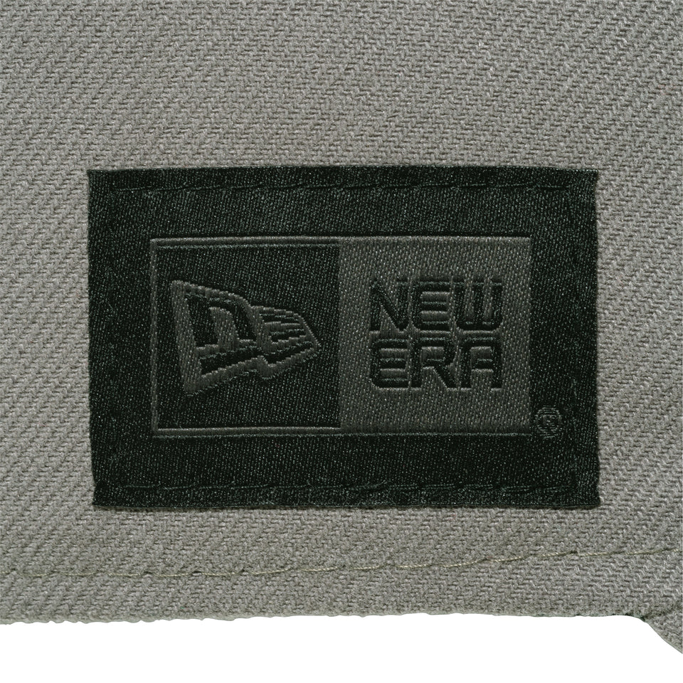 9TWENTY NEW ERA BLACK LABEL Dリング ウーブンラベル ペールカーキ