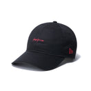 9THIRTY Yohji Yamamoto SS21 シグネチャーロゴ ブラック × メタリックレッド | NEW ERA ニューエラ公式オンラインストア