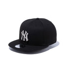 9FIFTY ラインストーンバッジ ニューヨーク・ヤンキース ブラック × シルバー