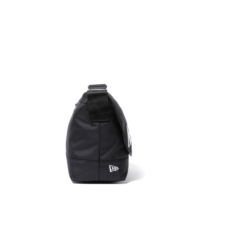 ショルダーバッグ ミニ 3.5L プリントロゴ ブラック
