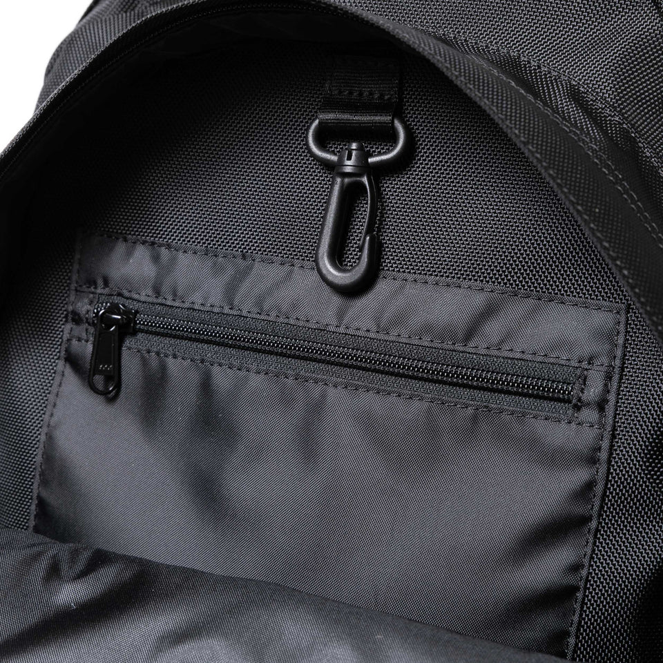 キャリアパック 35L プリントロゴ ブラック × ウッドランドカモ