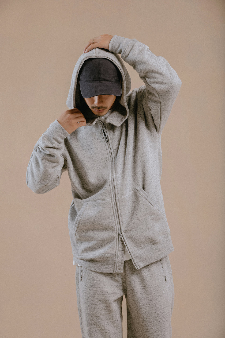 【10月発売】裏起毛 スウェット フルジップフーディー NEW ERA BLACK LABEL ヘビーウェイト グレー