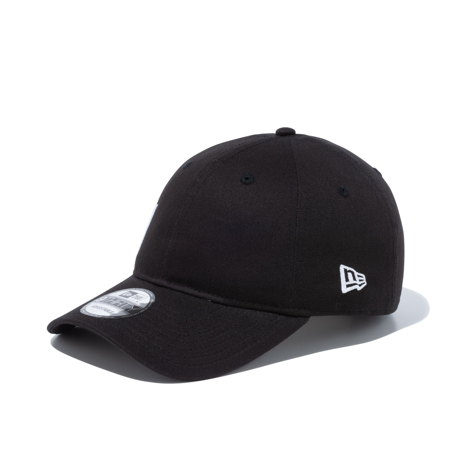9THIRTY エッセンシャル NEW ERA ブラック × スノーホワイト