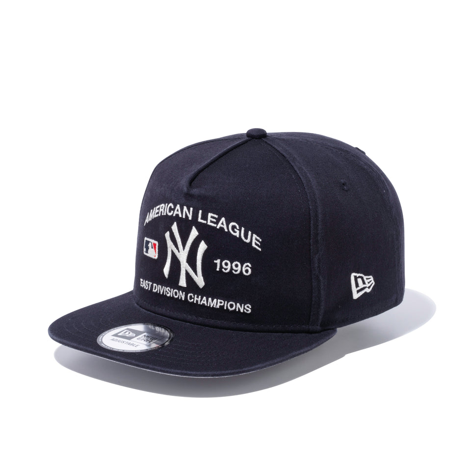 5-Panel Square Visor ニューヨーク・ヤンキース ネイビー グレーアンダーバイザー
