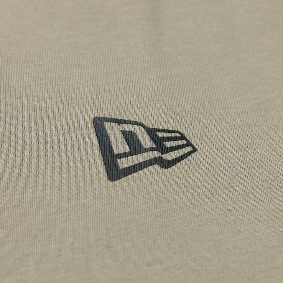 長袖 コットン Tシャツ フラッグロゴミニ ペブル  レギュラーフィット