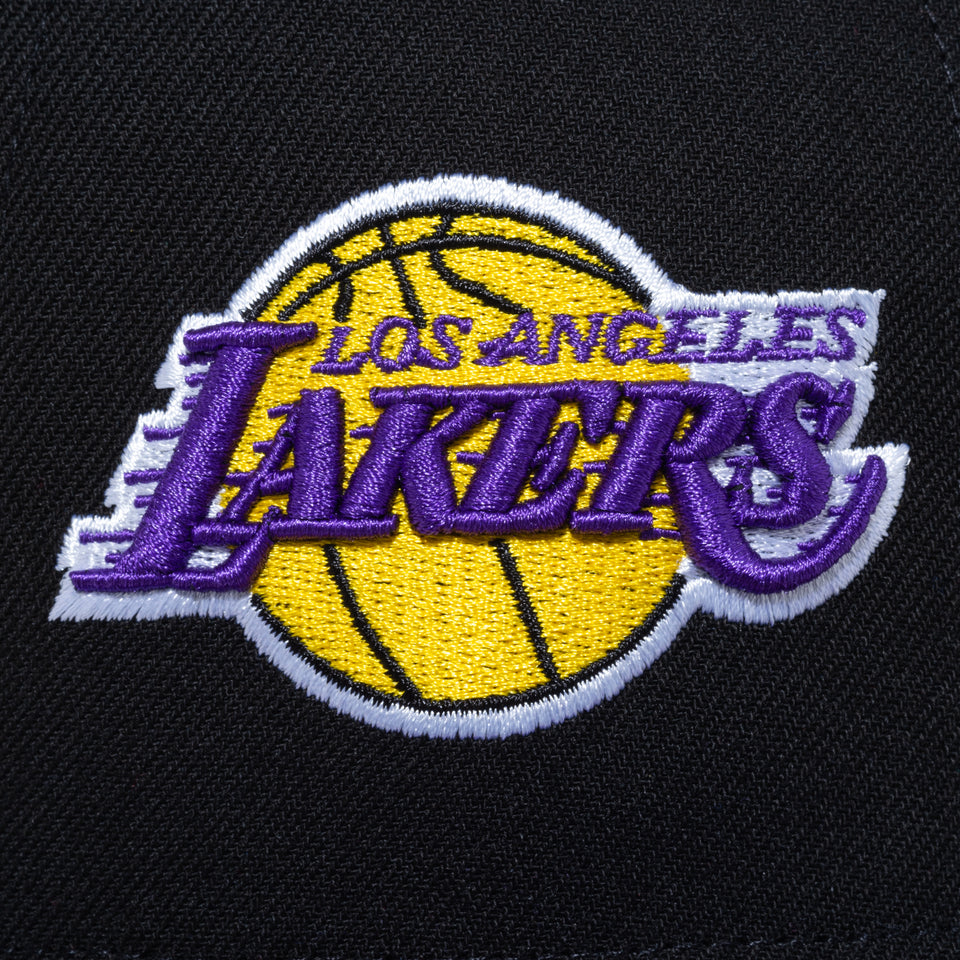 PC 59FIFTY XLARGE x NBA ロサンゼルス・レイカーズ ブラック トゥルーパープルバイザー