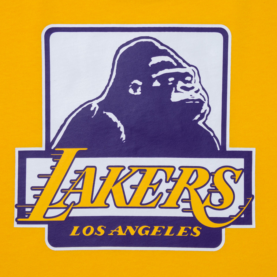 長袖 コットン Tシャツ XLARGE x NBA ロサンゼルス・レイカーズ イエロー レギュラーフィット