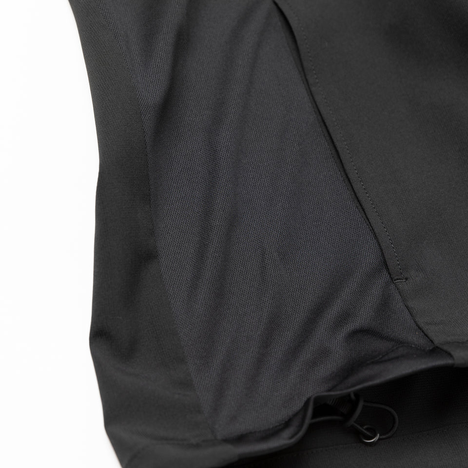 半袖 クロスウェアジャケット NEW ERA ブラック × ブラック/ホワイト【 Performance Apparel 】