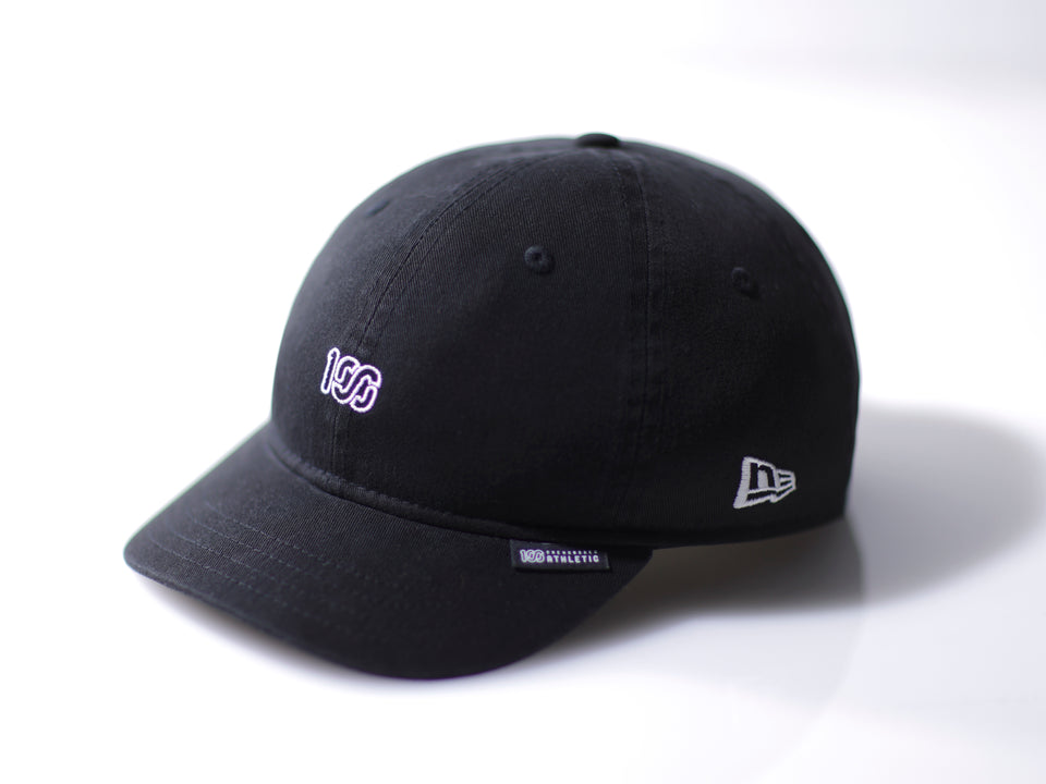 9TWENTY ショートバイザー ONEHUNDRED ATHLETIC ミニロゴ ブラック